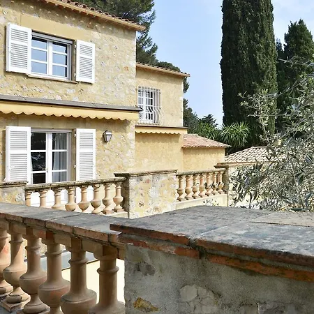 Yabassi Villa *